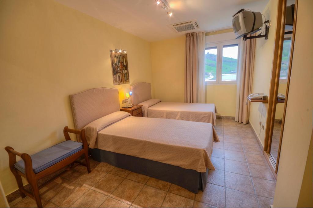 Hostal Jai Alai Leitza  Zimmer foto